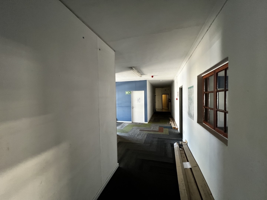 Commercial Property for Sale in Airport Industria Western Cape